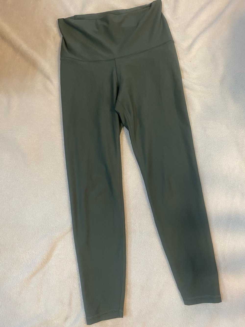 Old Navy Olive Green High-Waist Kids Leggings with Phone Pocket